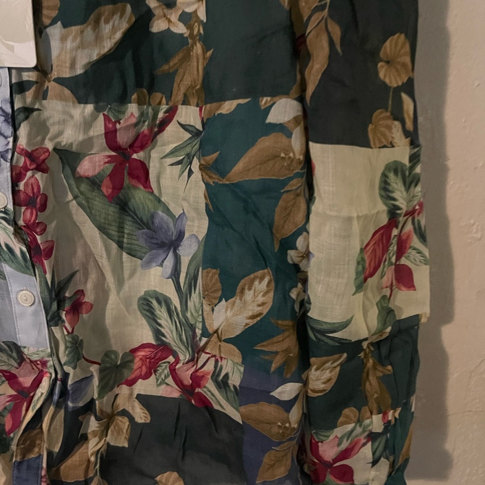 Tommy Bahama Hightide Flora Pintuck Blouse - Picture 6 of 8